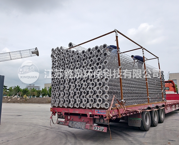 不锈钢袋笼装车发货现场